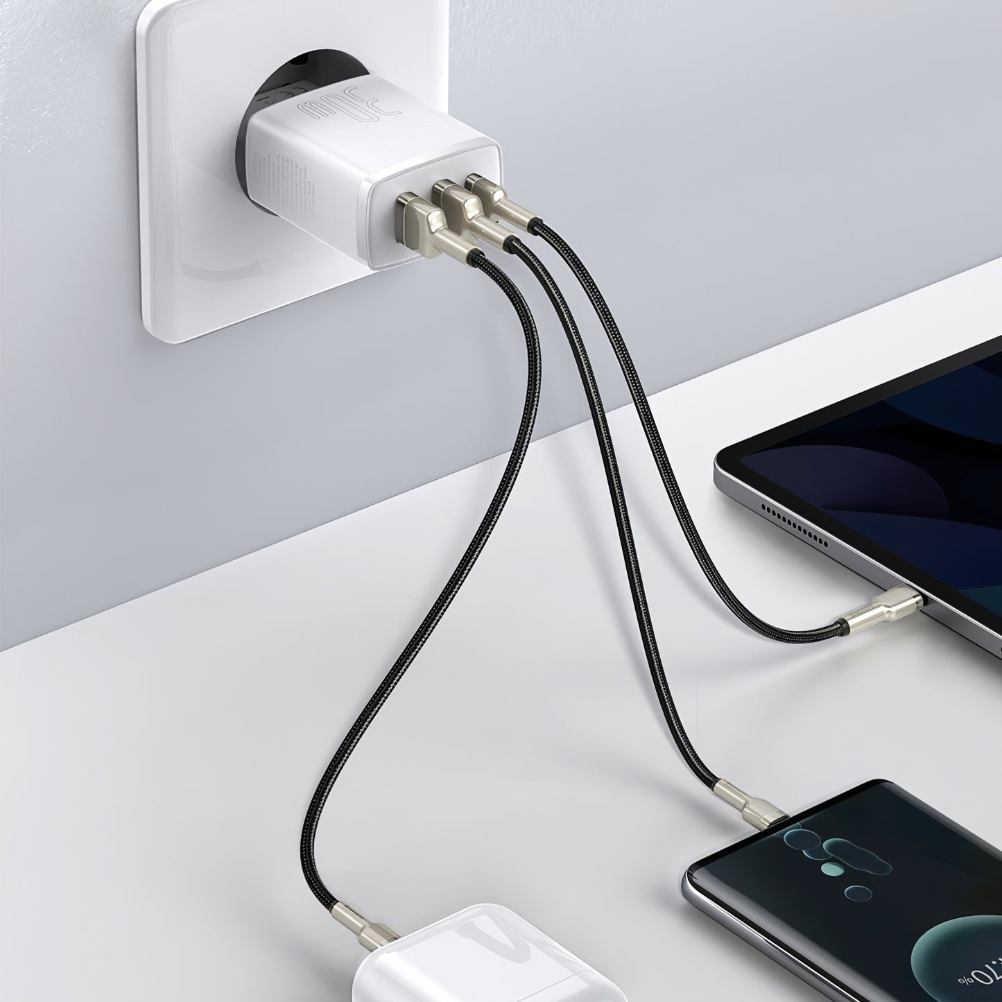 Φορτιστής δικτύου Baseus Compact, 30W, 1 x USB-C - 2 x USB-A, λευκό CCXJ-E02