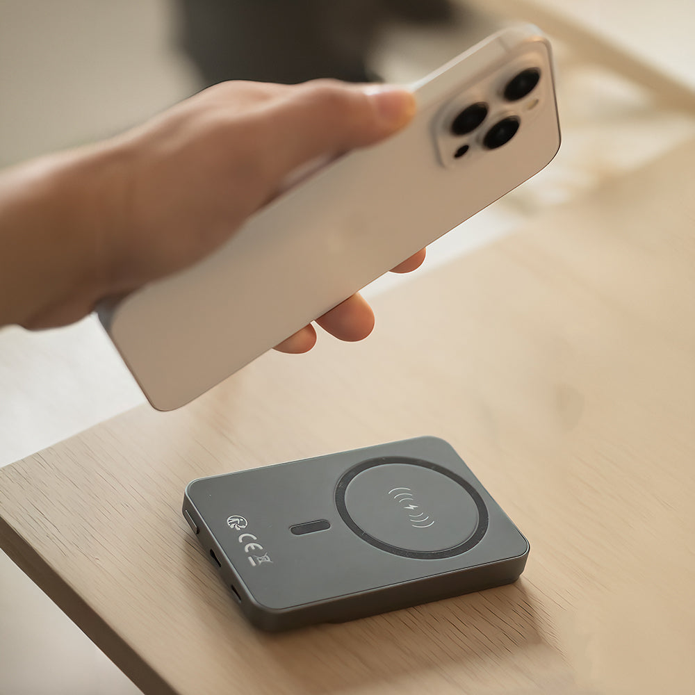 Εξωτερική Μπαταρία Wireless Forever MATB-200, 5000mAh, 20W, PD + FQI, 1 x QI - 1 x USB-C, Μαύρη