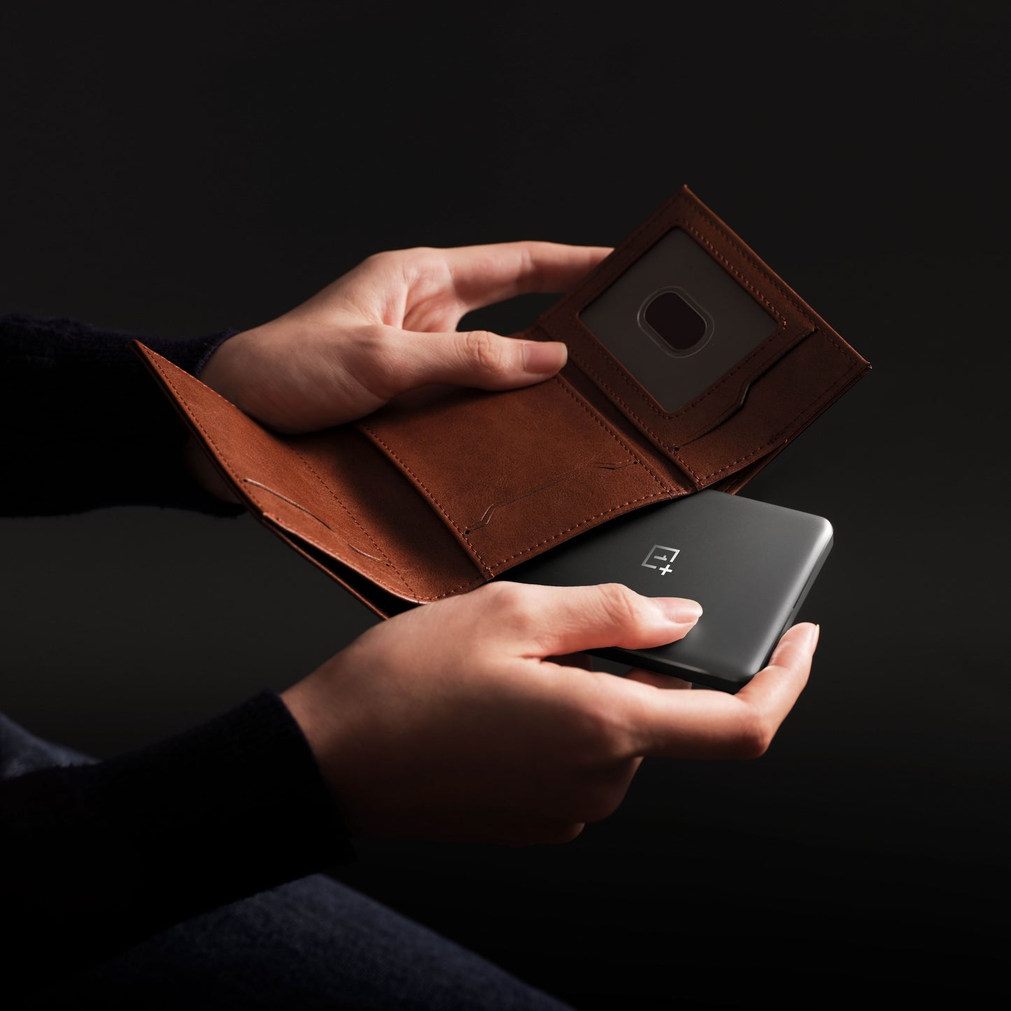 OnePlus Slim Magnetic Wireless External Battery, 5000mAh, 10W, FQI, 1 x USB-C, Gray