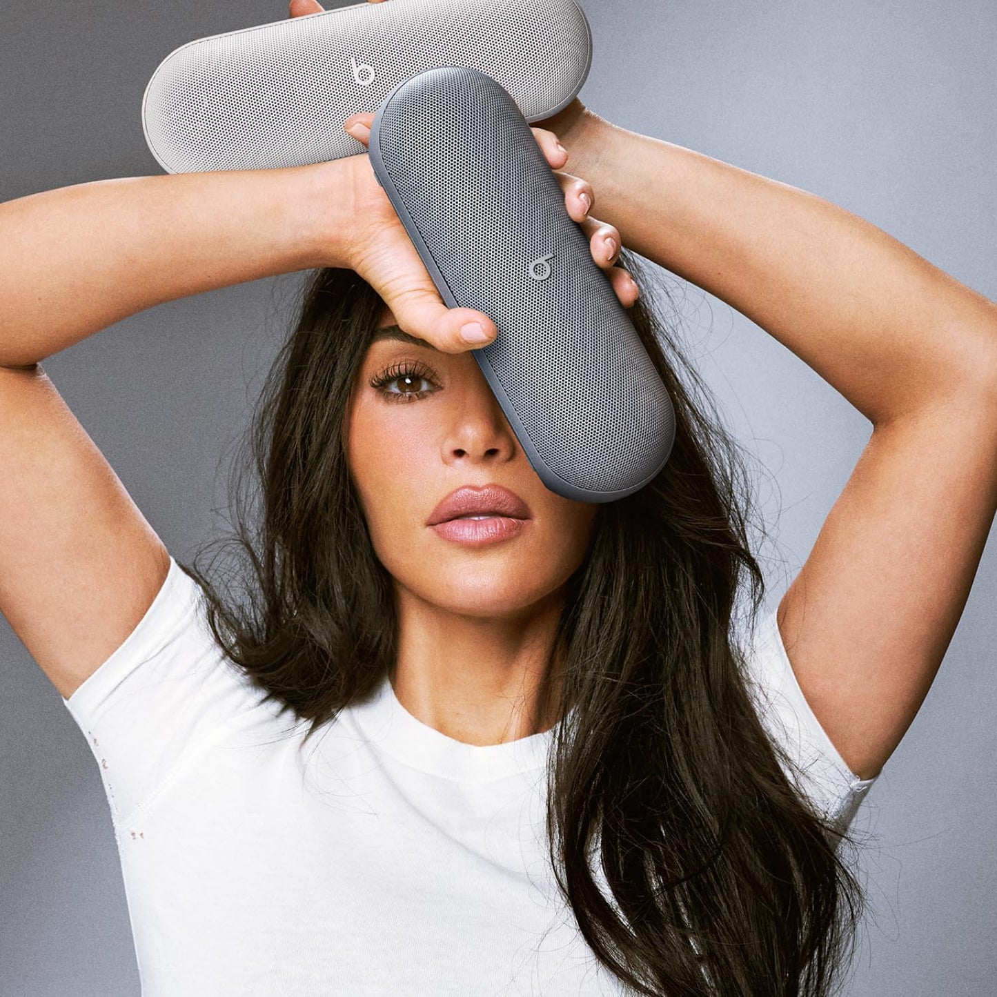 Portable Bluetooth Speaker Beats Pill Kim Kardashian Edition, Gray MAX24ZM/A