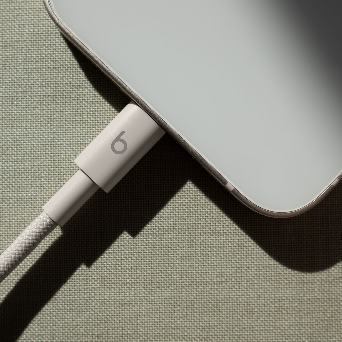 Καλώδιο Δεδομένων και Φόρτισης USB-C - Lightning Beats, 1.5m, Μπεζ MDGL4ZM/A