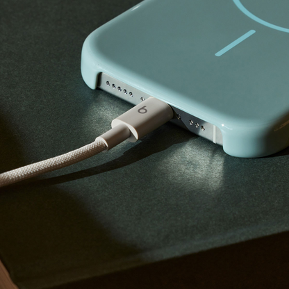 Καλώδιο Δεδομένων και Φόρτισης USB-C - USB-C Beats, 1.5m, Μπεζ MDGD4ZM/A