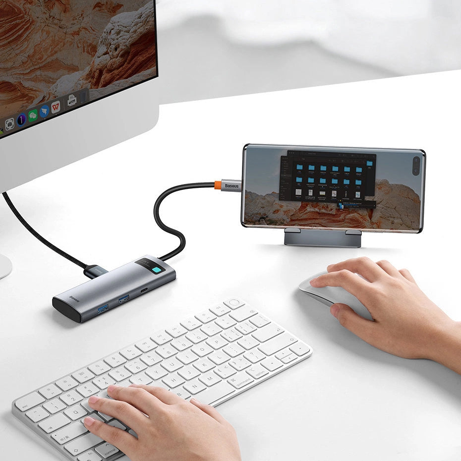 Hub USB-C Baseus Metal Gleam, 2 x USB-A 3.0 - 2 x USB-C - 1 x HDMI - 1 x SD - 1 x microSD, Γκρι WKWG020113