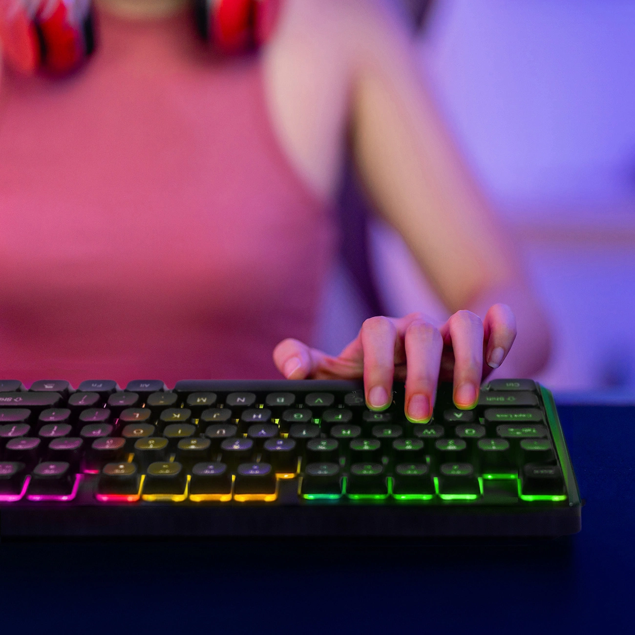 Ενσύρματο Πληκτρολόγιο Gaming USB WZK WKG-200, RGB, 1.5μ, Μαύρο